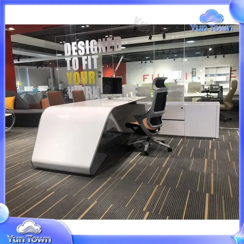 Office Tech And Management - Meja Kerja CEO Wireless Charging Bentuk
