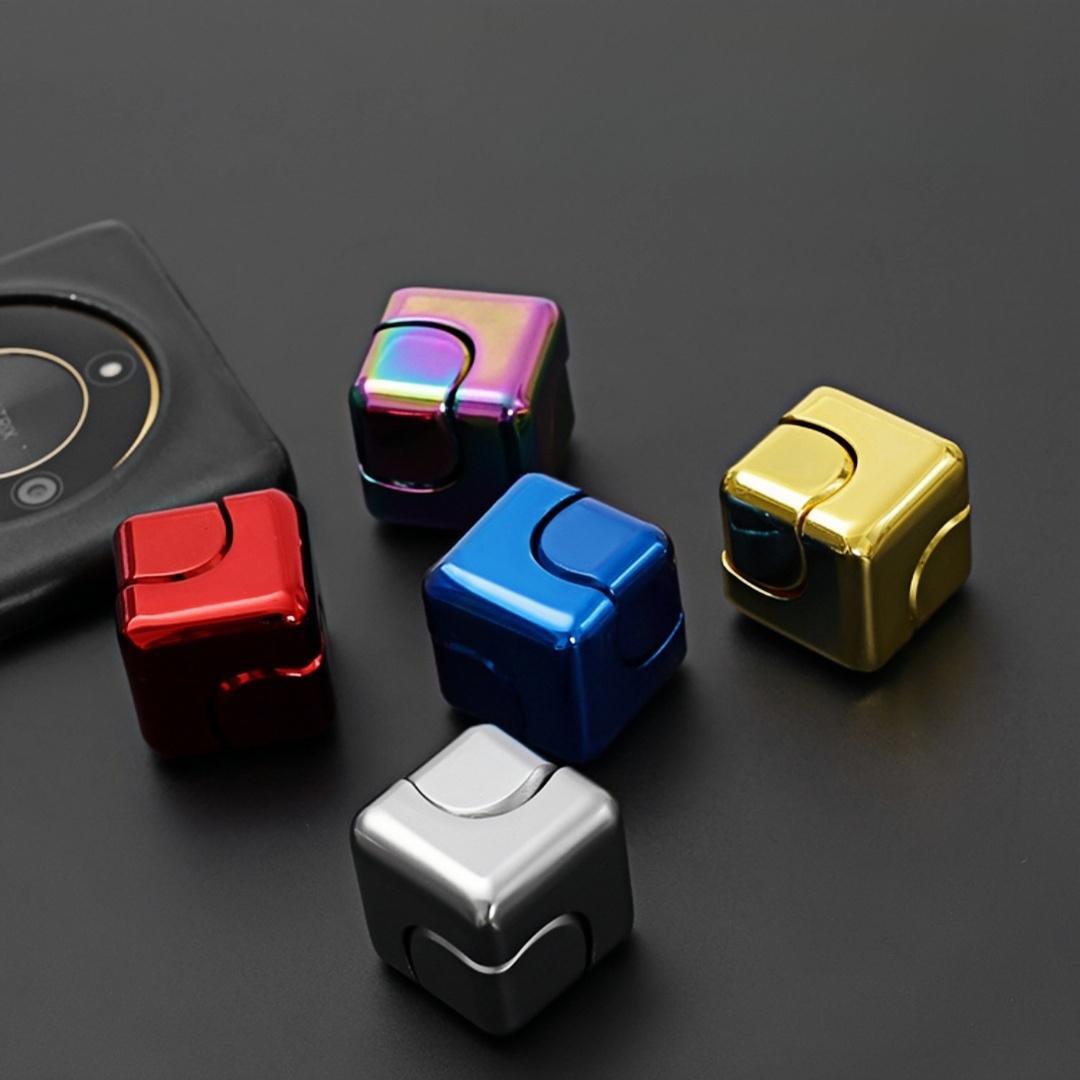 Mainan Kubus Spinner Fidget Lo - Cool Office Tech Gadgets ulasan dan harga