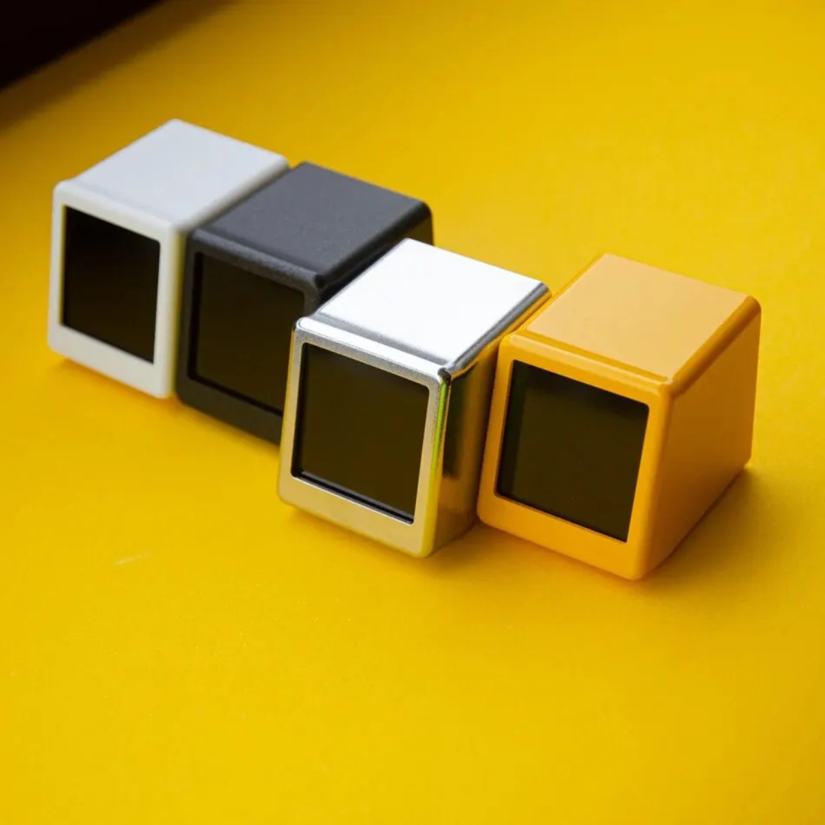 Jam Digital Mini WiFi Desktop  - Cool Office Tech Gadgets ulasan dan harga